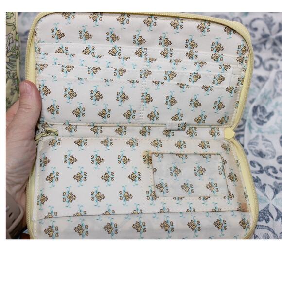 Lemon Hill Tote, Wallet, Cosmetic Bag Set Yellow - Picture 15 of 16